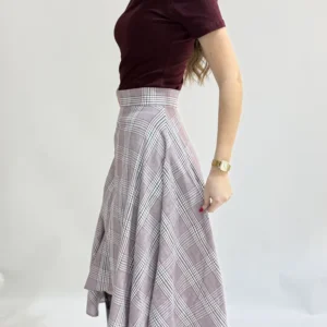 Falda asimetrica